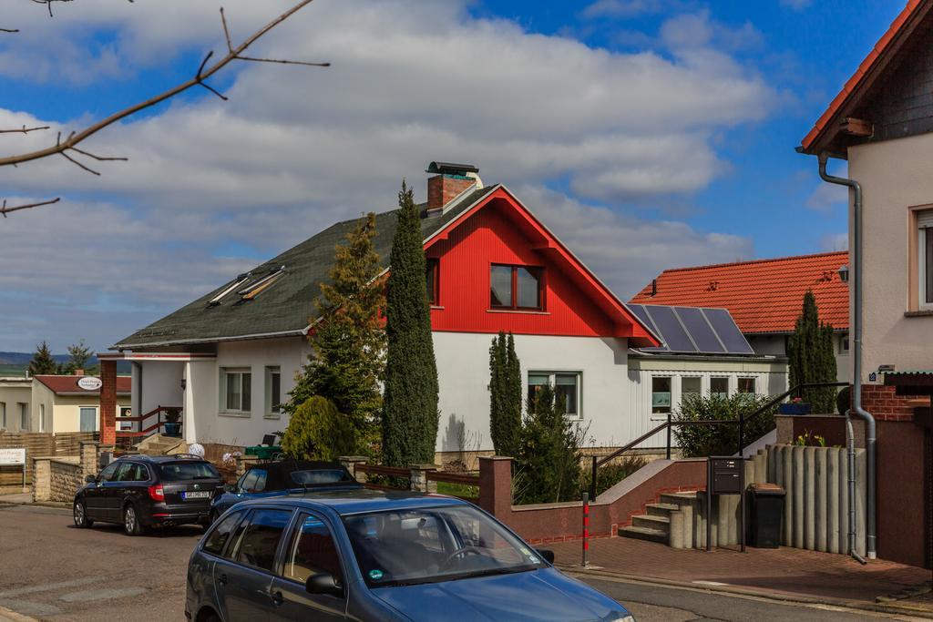 Hotel-Pension Am Rosarium Sangerhausen Εξωτερικό φωτογραφία
