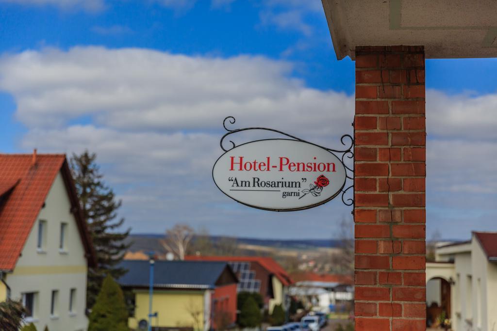 Hotel-Pension Am Rosarium Sangerhausen Εξωτερικό φωτογραφία